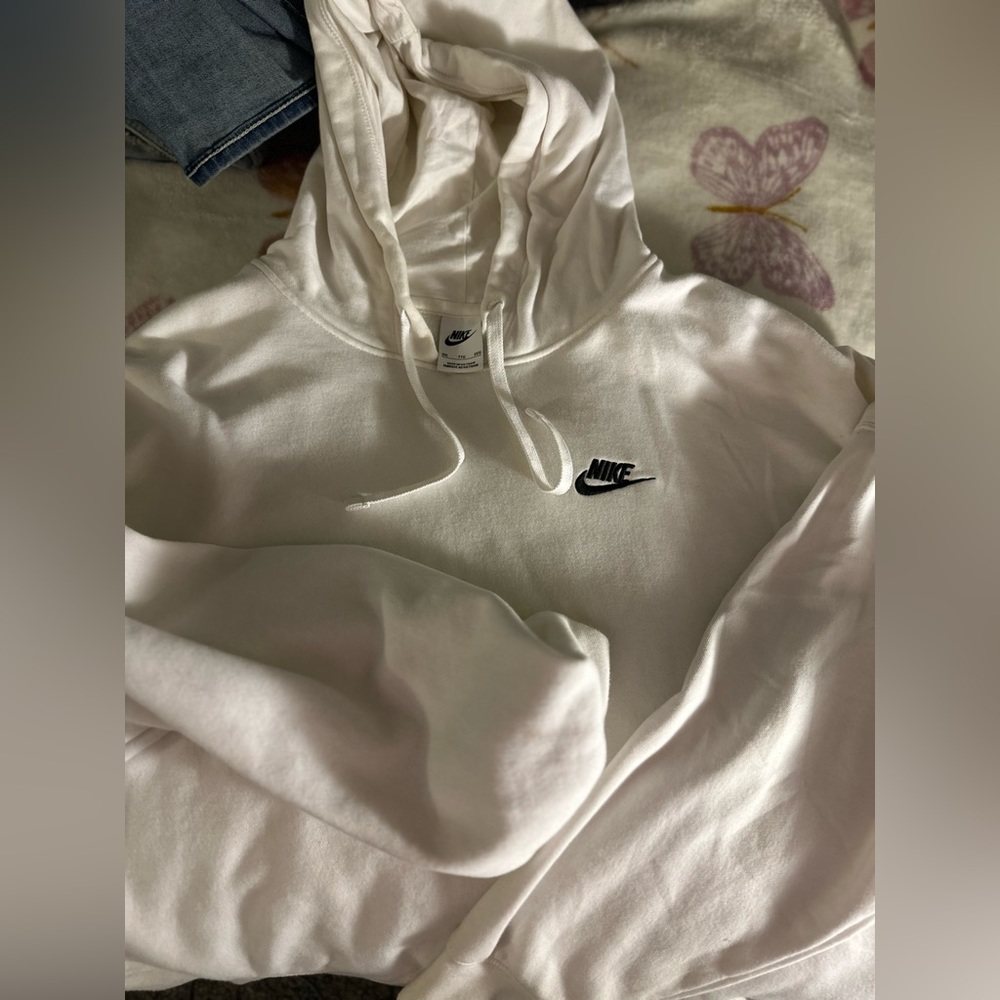Plus size Nike cropped hoodie